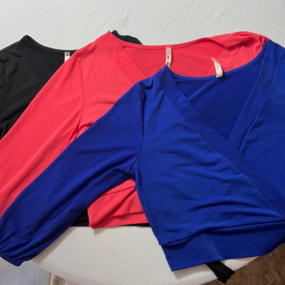 3 “new mode” tops